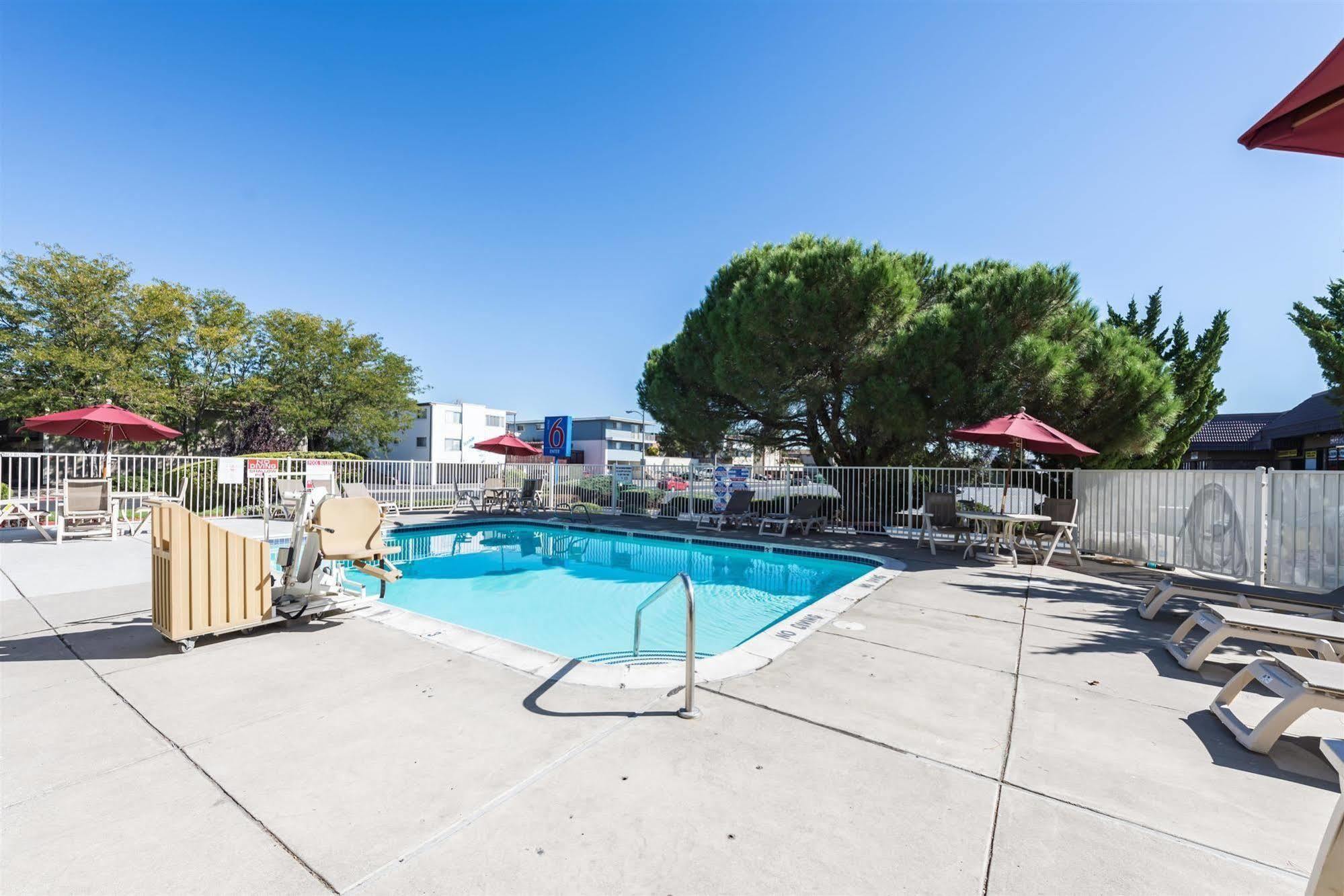 Motel 6-Reno, Nv - West Exterior photo